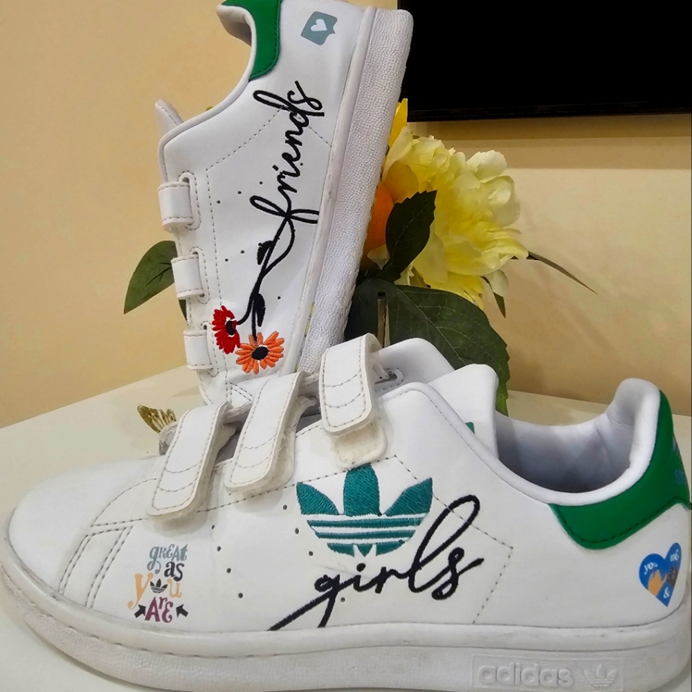 Adidas  sneakers